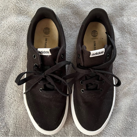 Adidas Women's Black Low Top Shoes - Picture 1 of 3